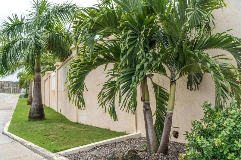 Nianna Coral Bay Splendid Townhouse 4 image