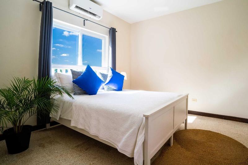 Nianna Coral Bay Splendid Townhouse 4 image