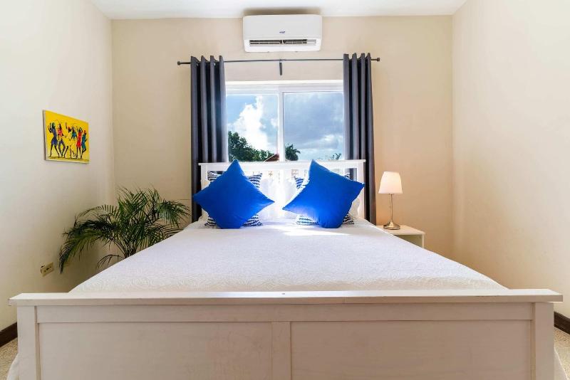 Nianna Coral Bay Splendid Townhouse 4 image