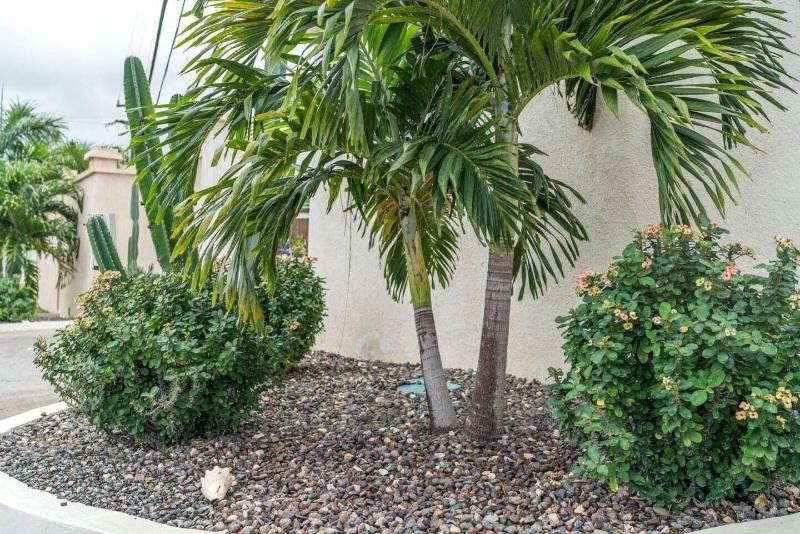 Nianna Coral Bay Splendid Townhouse 4 image