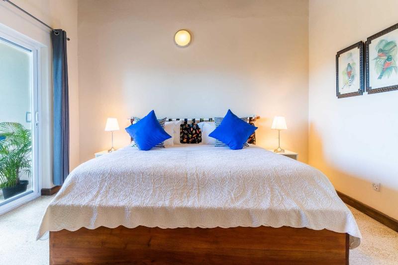 Nianna Coral Bay Splendid Townhouse 4 image