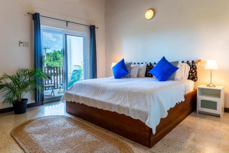 Nianna Coral Bay Splendid Townhouse 4 image