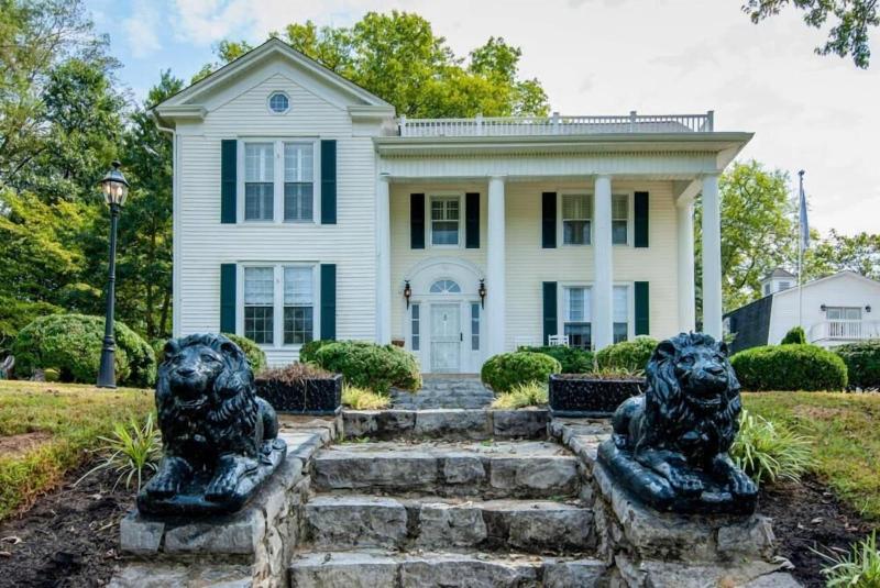 Tolley House image