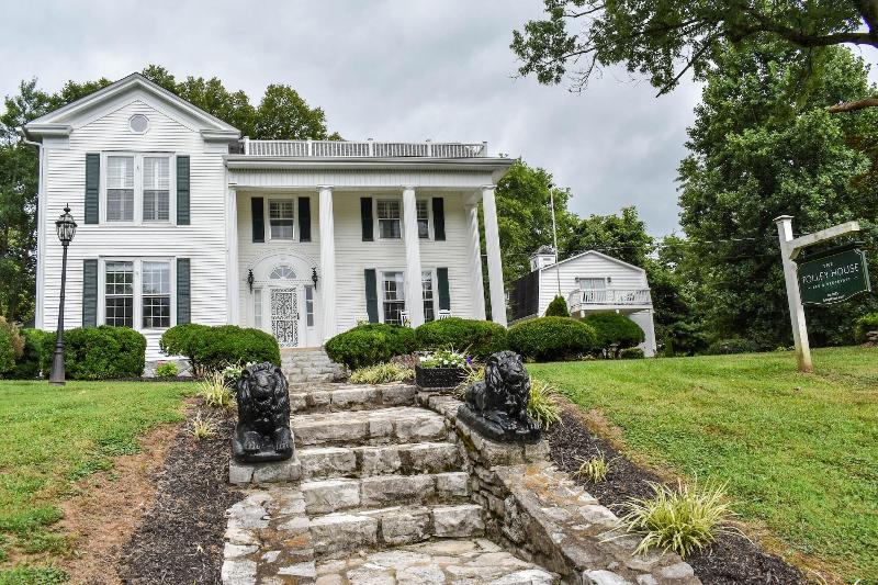 Tolley House image