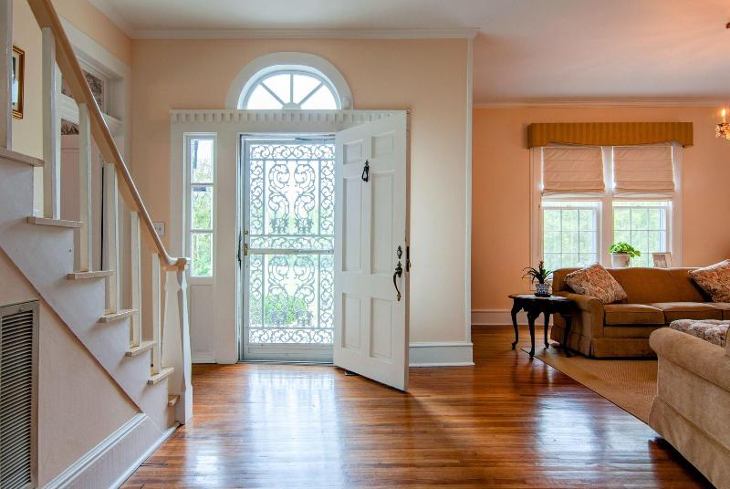 Tolley House image