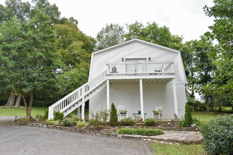 Tolley House image