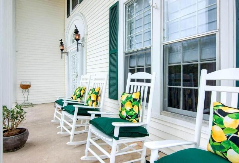 Tolley House image