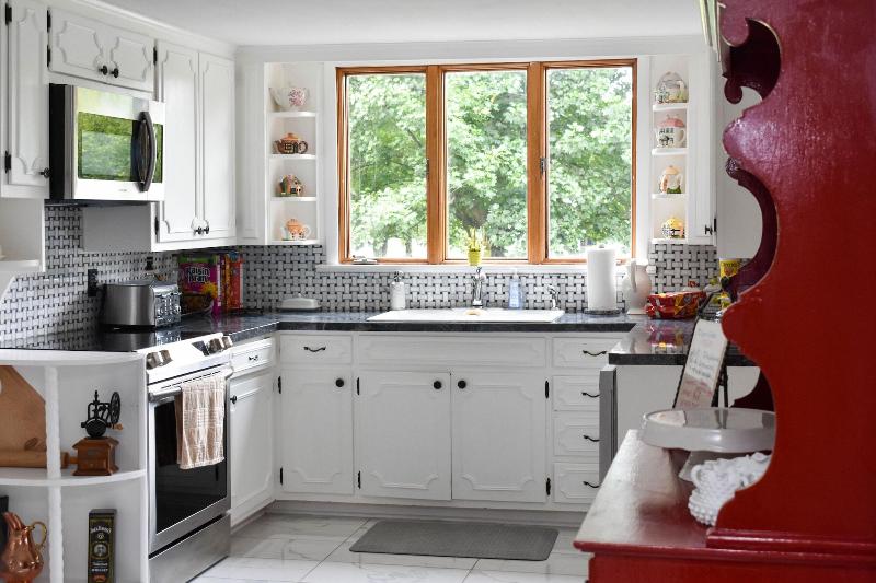 Tolley House image