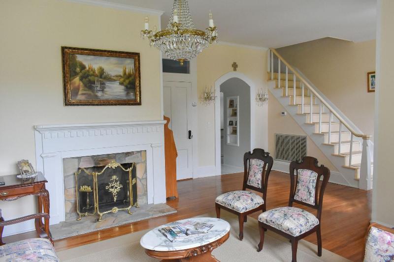 Tolley House image