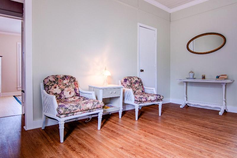 Tolley House image