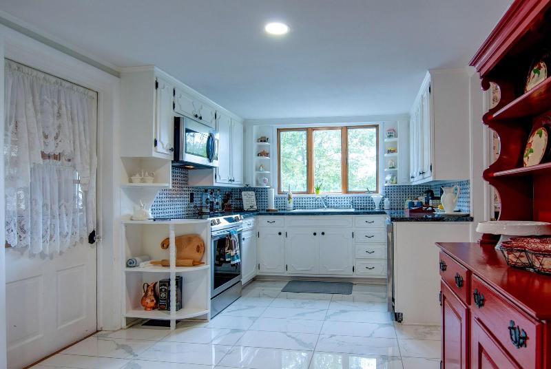 Tolley House image