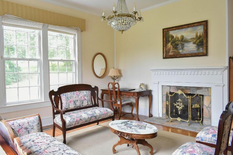 Tolley House image