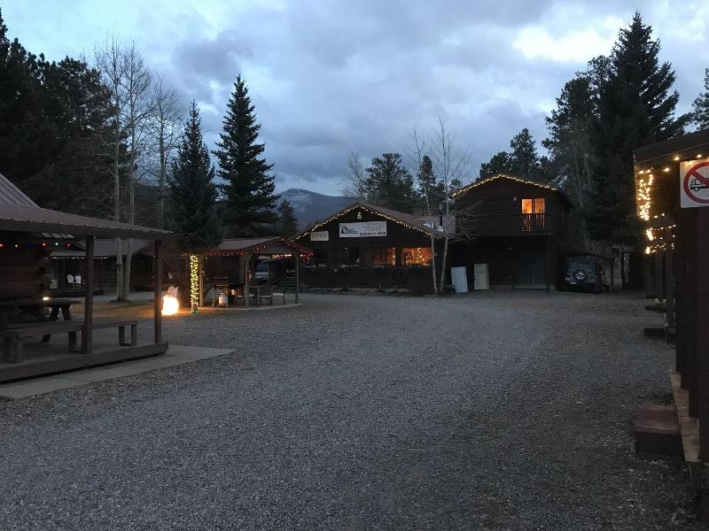 Grandview Cabins Rv Resort
