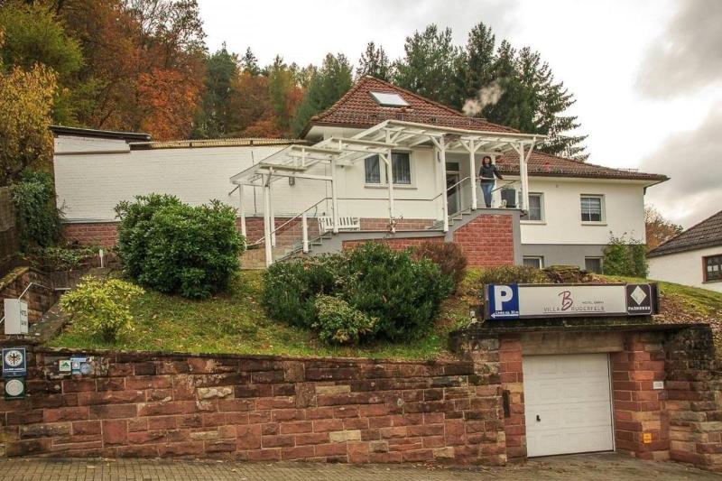 Villa Bruderfels image