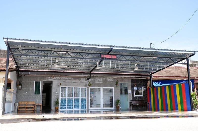 Teruntum 96 Guesthouse image