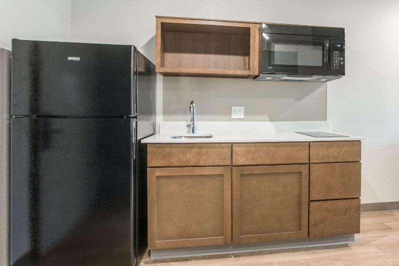 Woodspring Suites Atlanta Mcdonough image