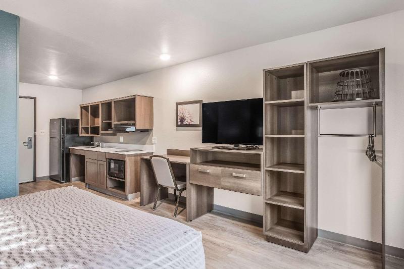 Woodspring Suites Atlanta Mcdonough image