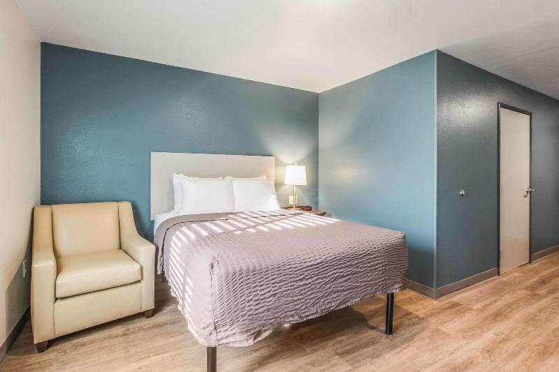 Woodspring Suites Atlanta Mcdonough image