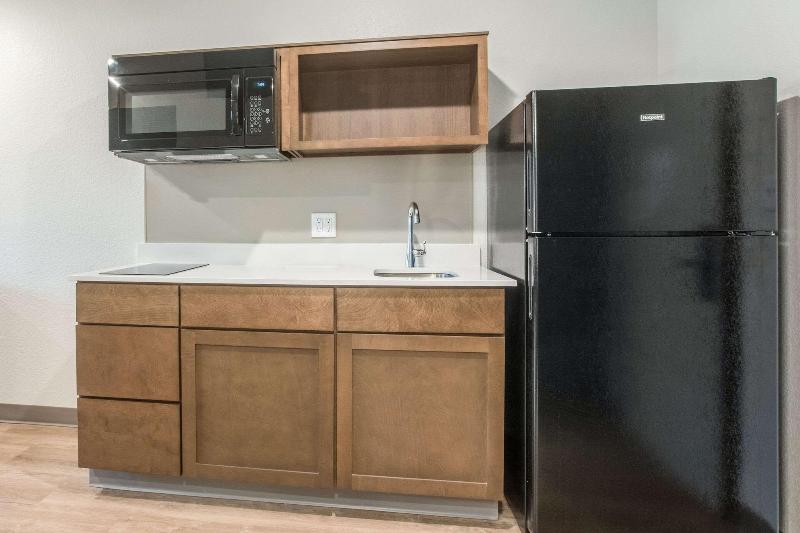 Woodspring Suites Atlanta Mcdonough image