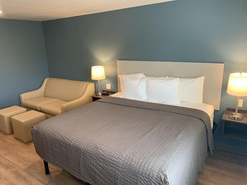 Woodspring Suites Atlanta Mcdonough image