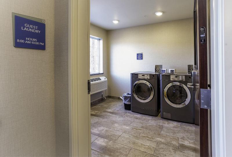 Cobblestone Inn Suites Brookville image