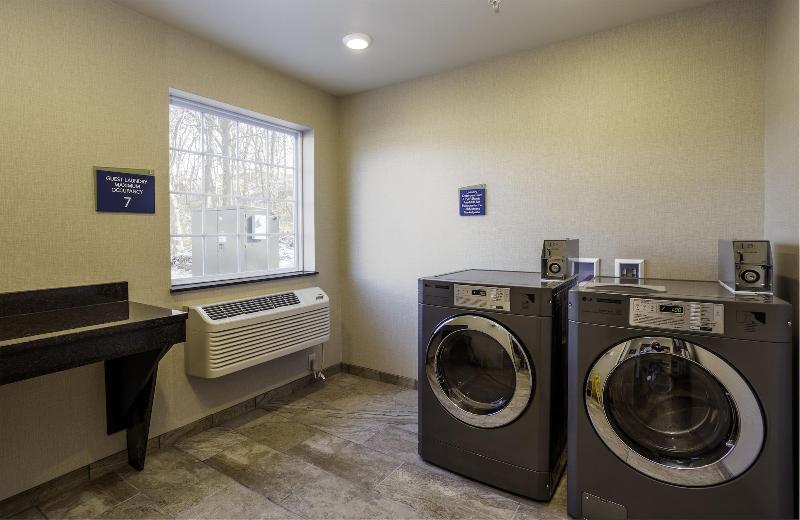 Cobblestone Inn Suites Brookville image