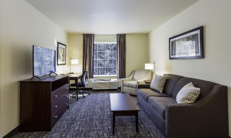 Cobblestone Inn Suites Brookville image