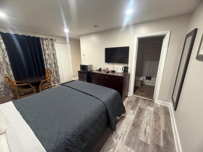 Nites Inn Motel image