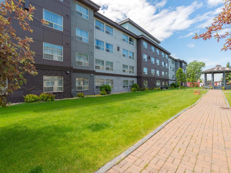 Sandman Hotel & Suites Regina image
