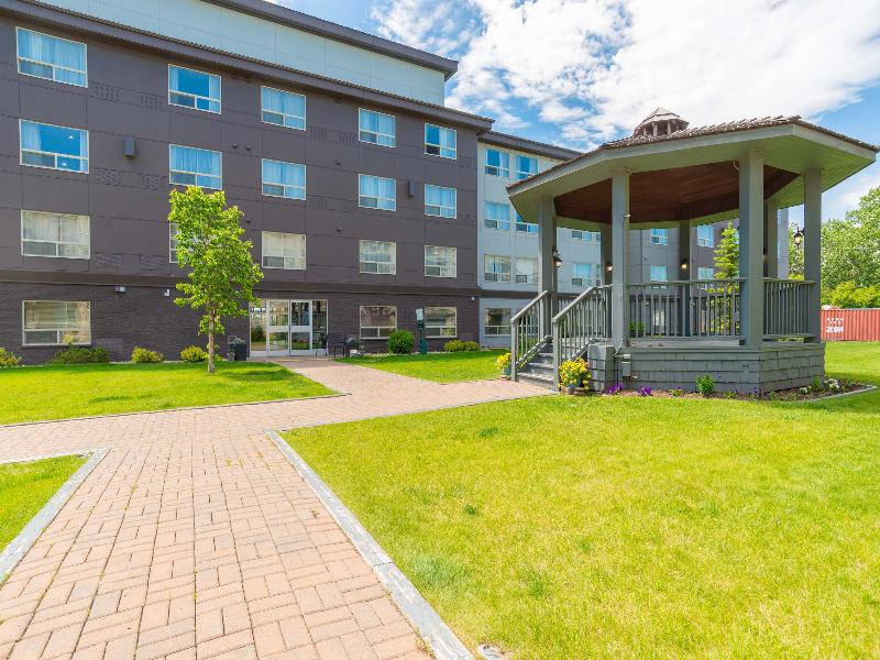 Sandman Hotel & Suites Regina image