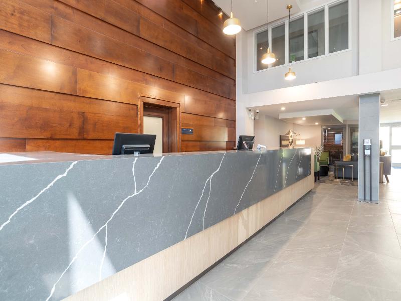 Sandman Hotel & Suites Regina image