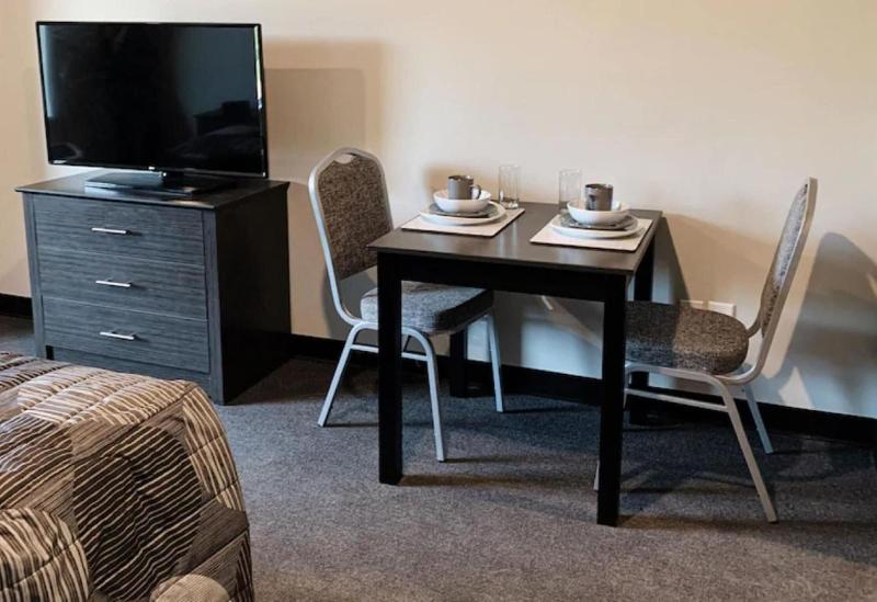 WoodSpring Suites Atlanta Airport image