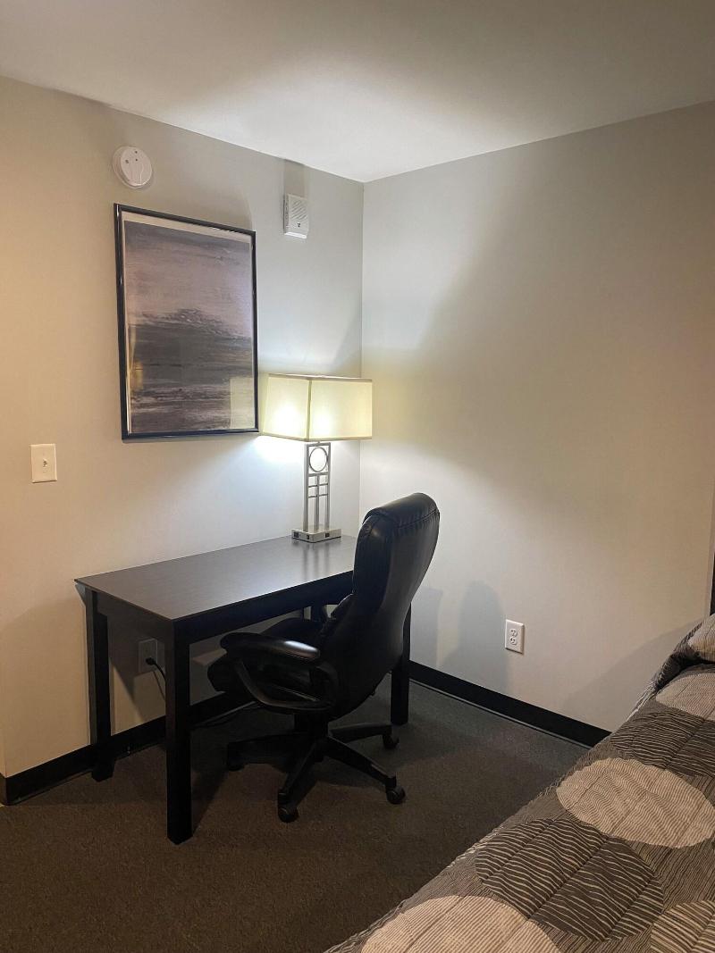 WoodSpring Suites Atlanta Airport image