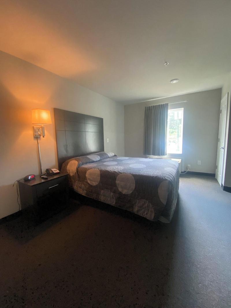 WoodSpring Suites Atlanta Airport image