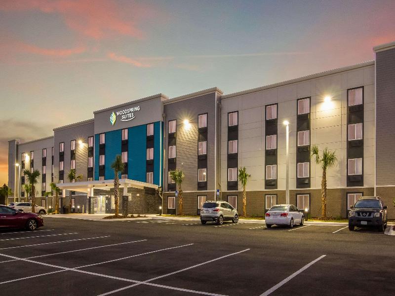Woodspring Suites Jacksonville Campfield Commons image