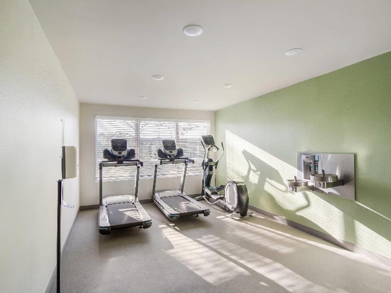 Woodspring Suites Jacksonville Campfield Commons