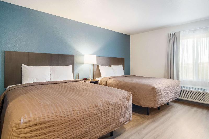 Woodspring Suites Jacksonville Campfield Commons image