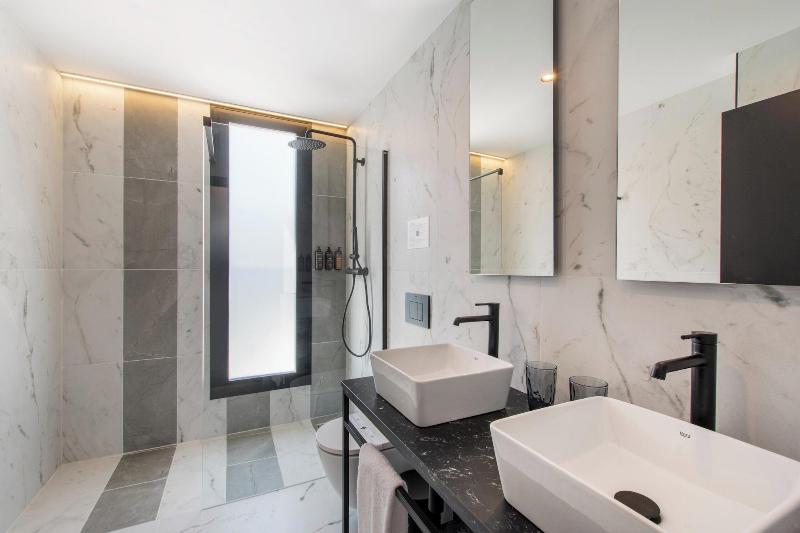 Rs Boutique Apartments image