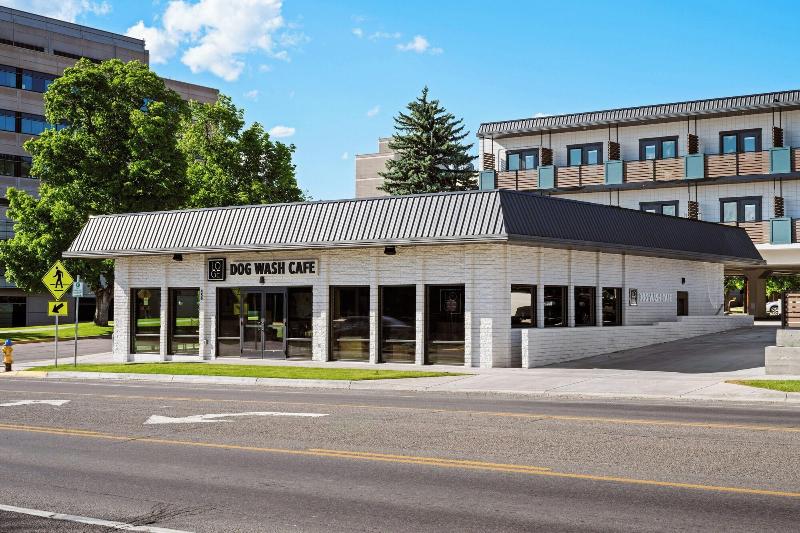 Loge Missoula — general view