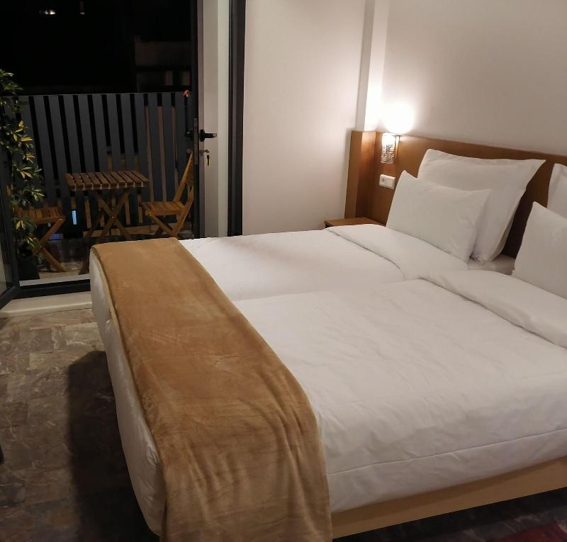 Casa City Break Suites image