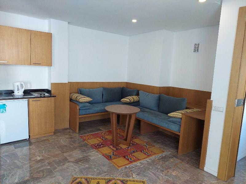 Casa City Break Suites image