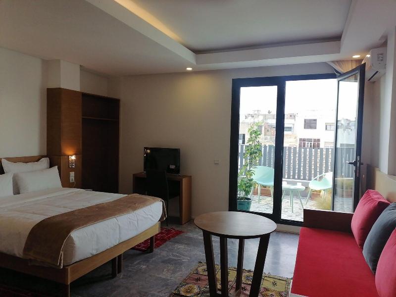 Casa City Break Suites image