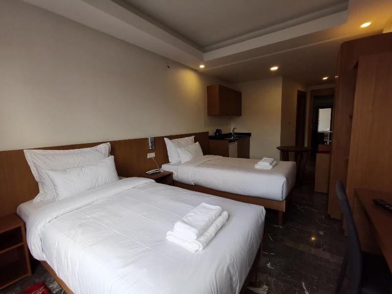 Casa City Break Suites image