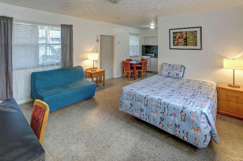 Richard S Pet Friendly Motel image