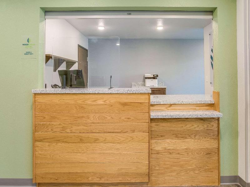 Woodspring Suites Detroit Farmington Hills image