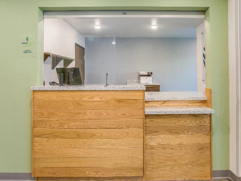 Woodspring Suites Detroit Farmington Hills image