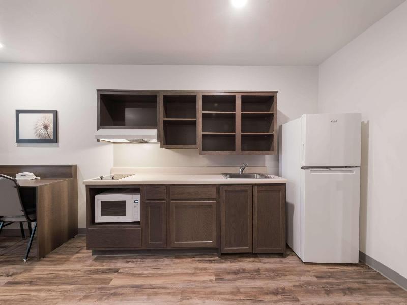 Woodspring Suites Philadelphia Northeast image