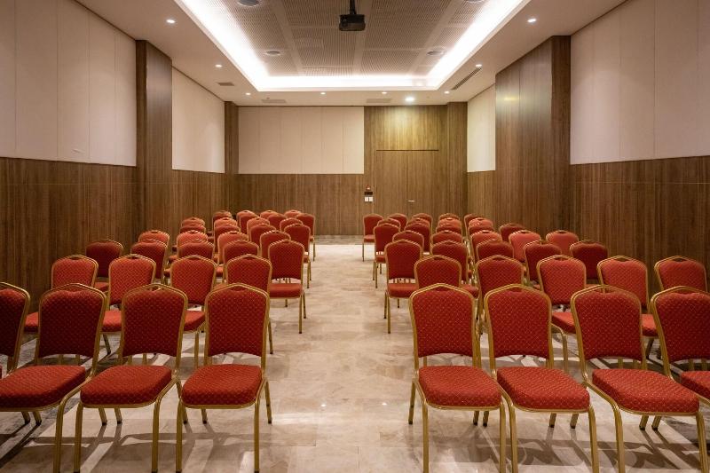 Engin Otel