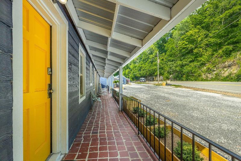 The Lodge At Lookout Mountain image