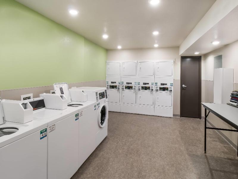 Woodspring Suites Mesa Chandler image
